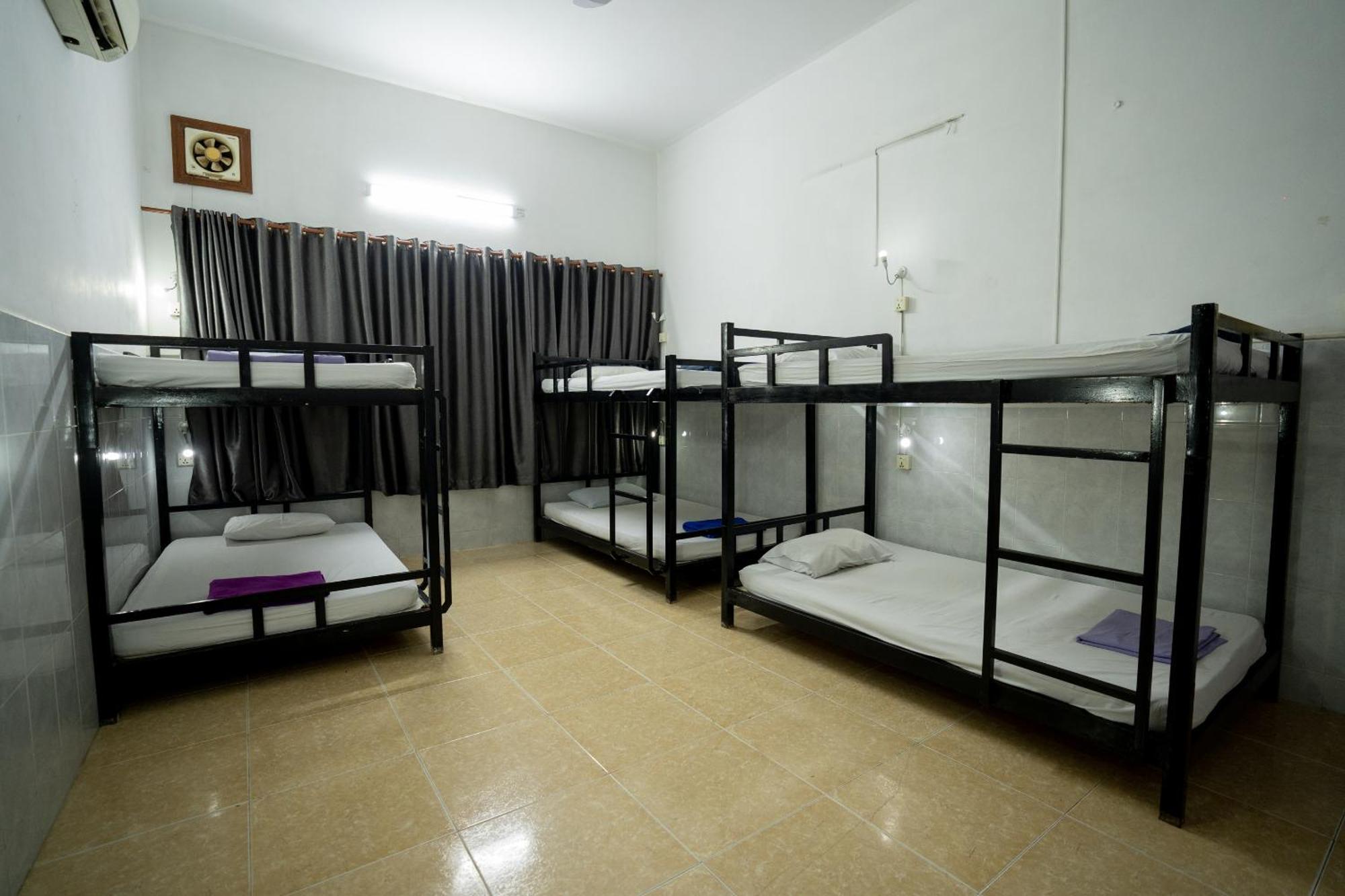 The Eighty8 Pansiyon Phnom Penh Dış mekan fotoğraf