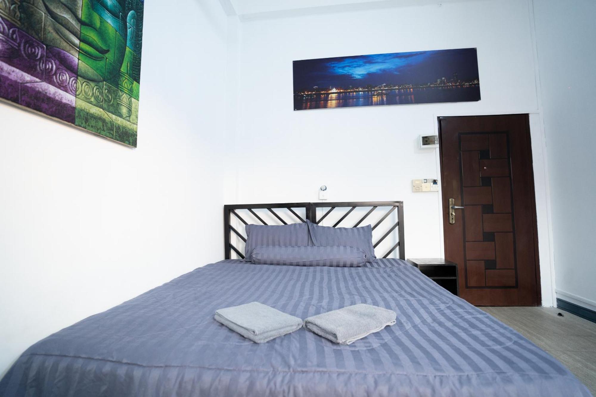The Eighty8 Pansiyon Phnom Penh Dış mekan fotoğraf